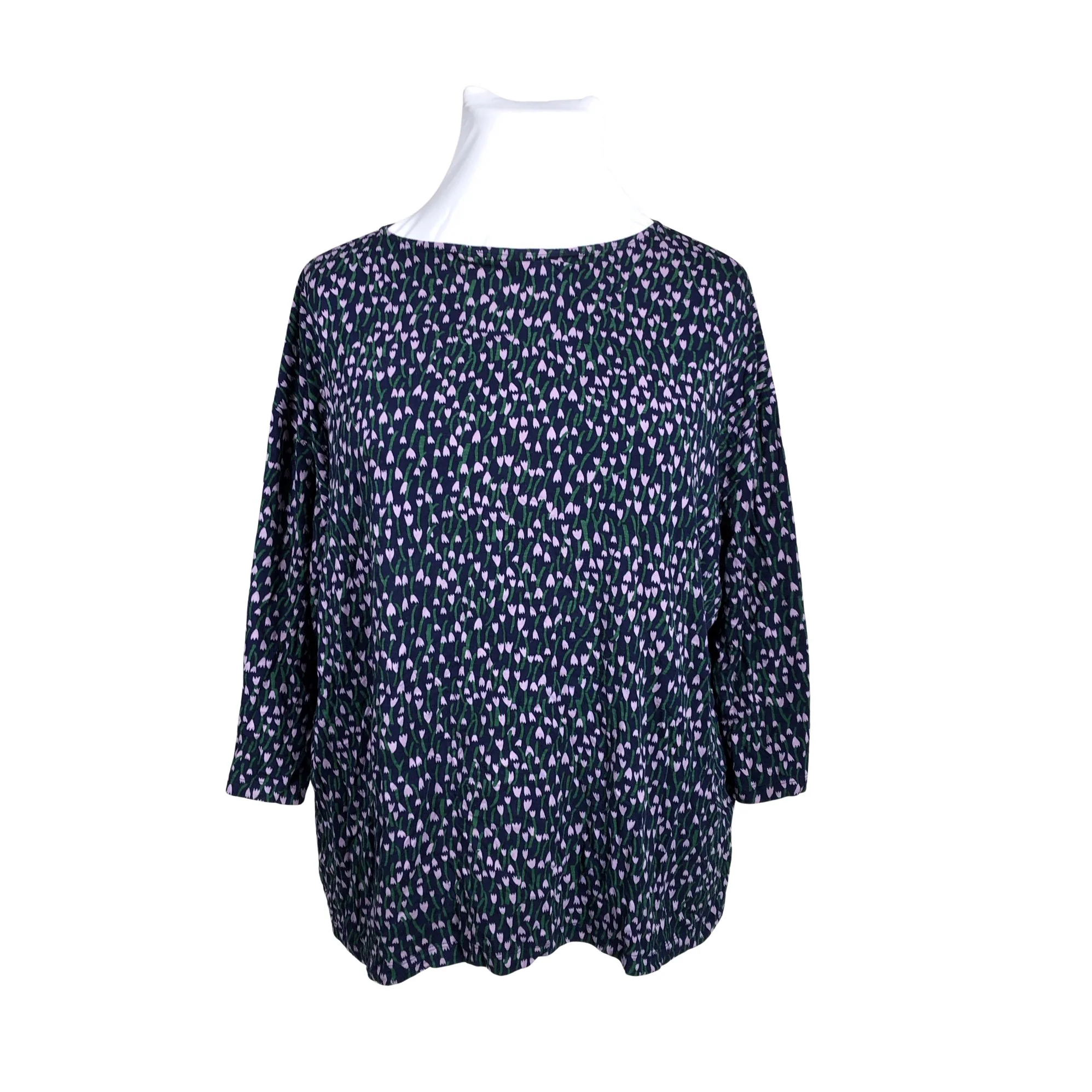 Trikoopaita, koko 42