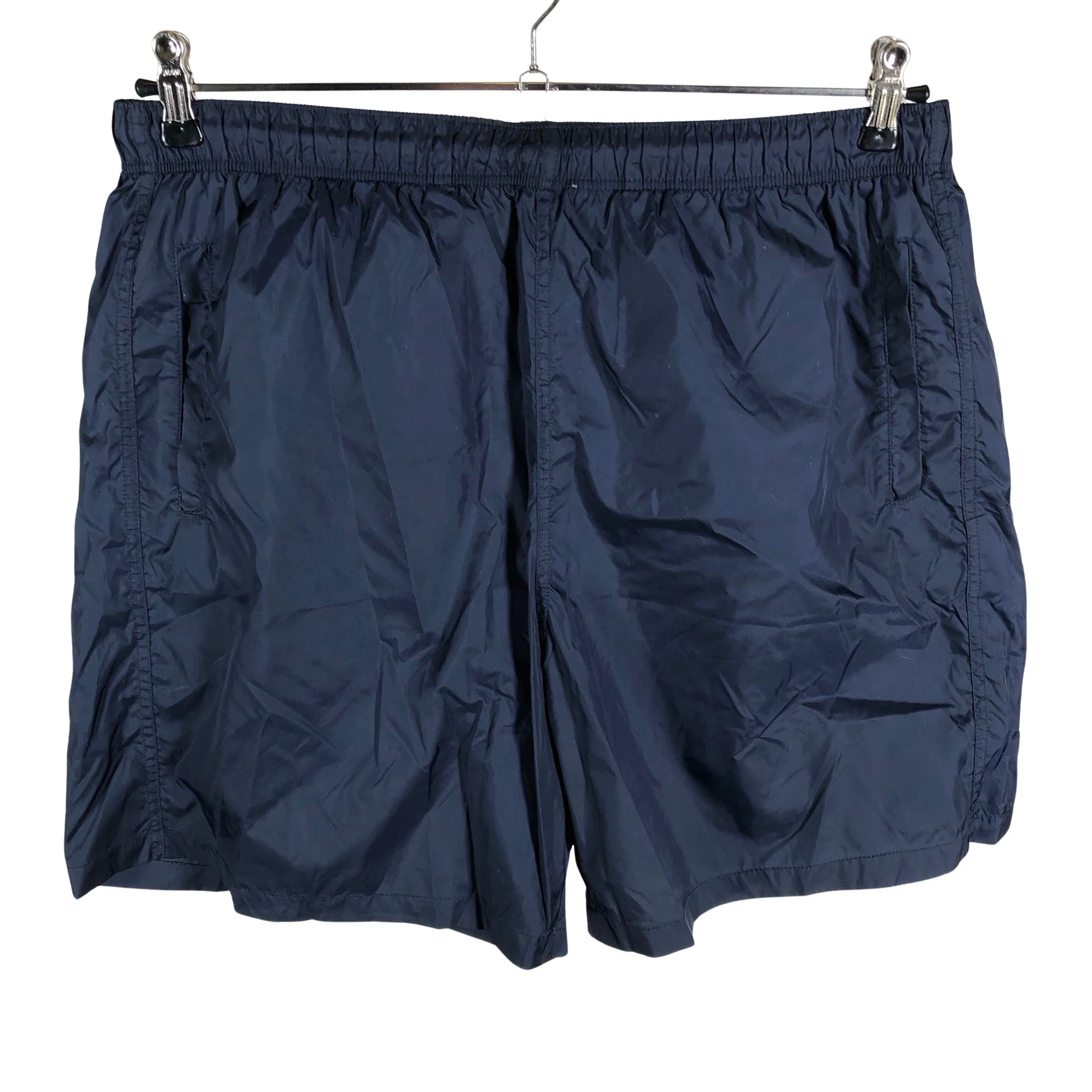 Urheilushortsit, koko L