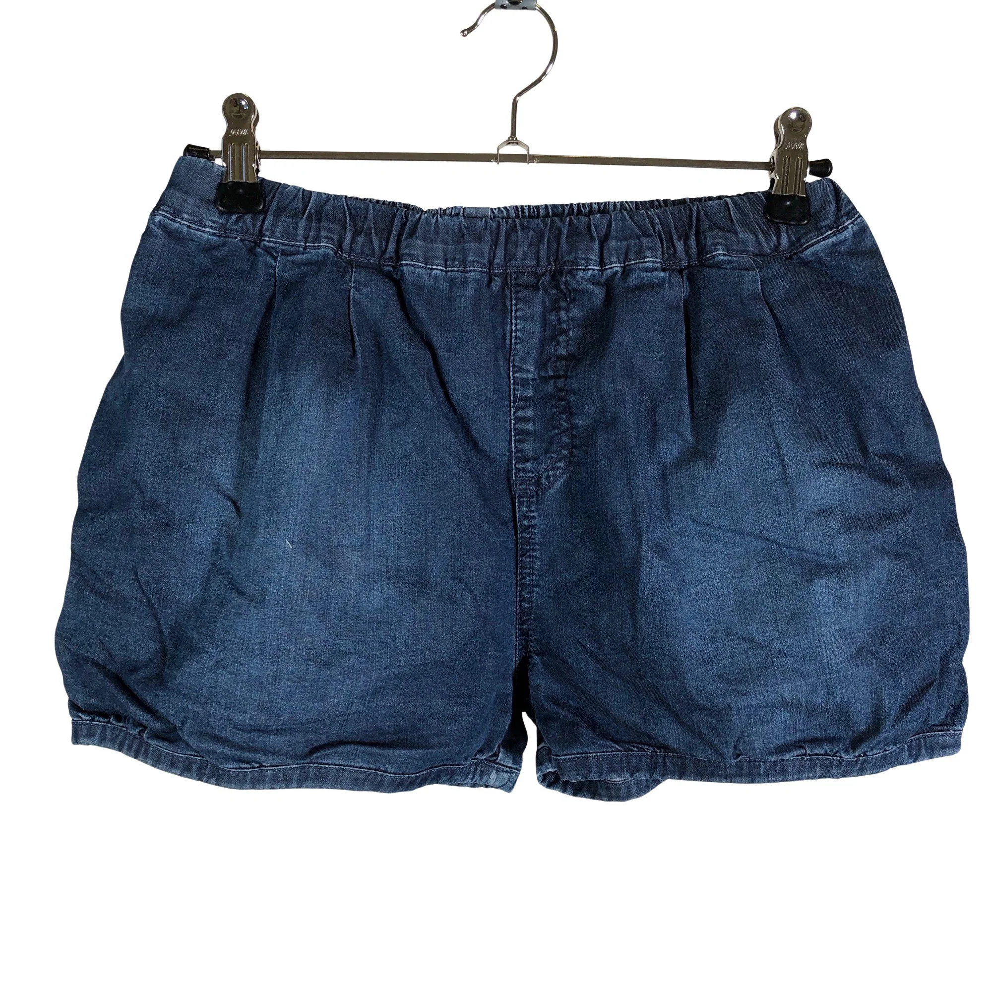 Shortsit, koko 146 - 152
