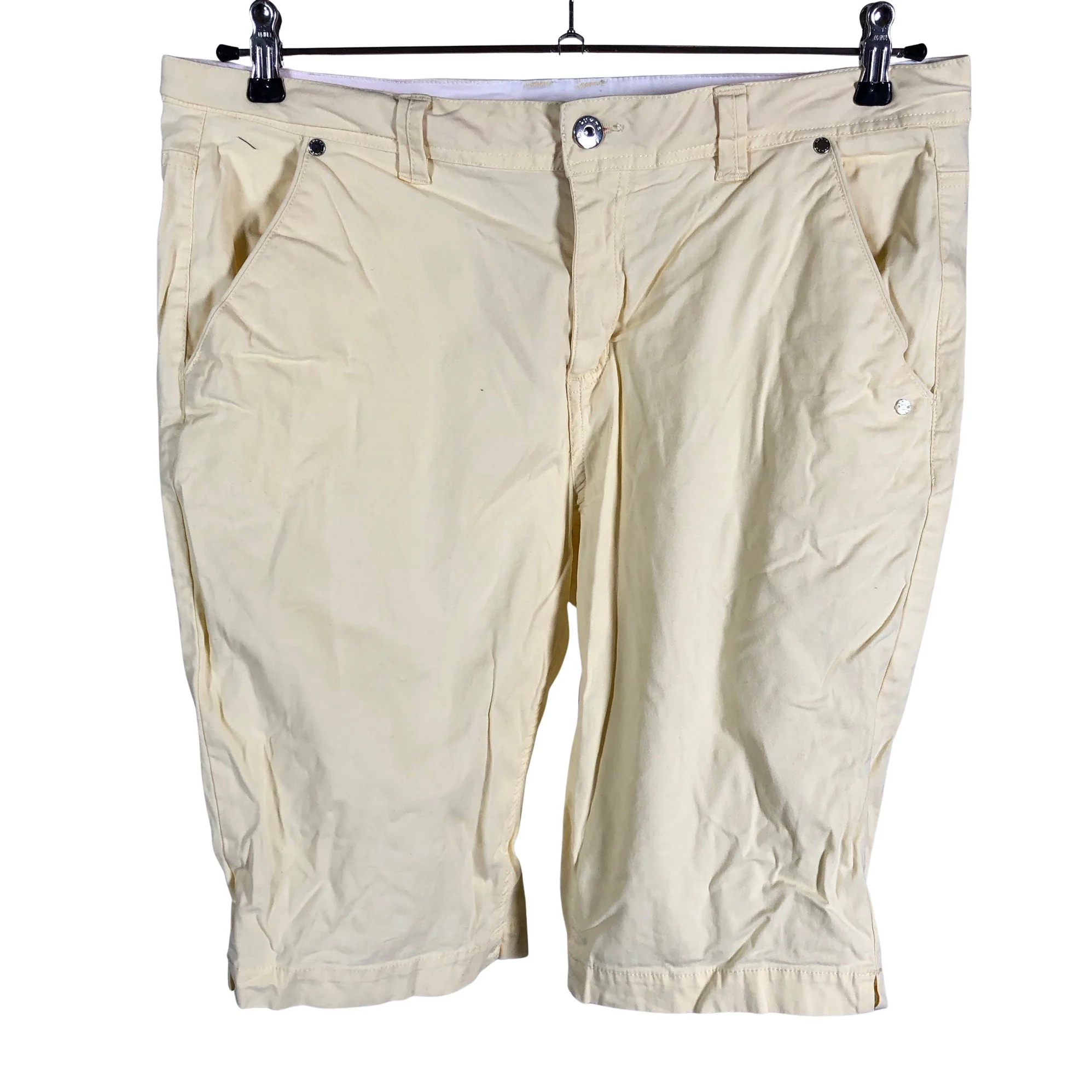 Shortsit, koko 44