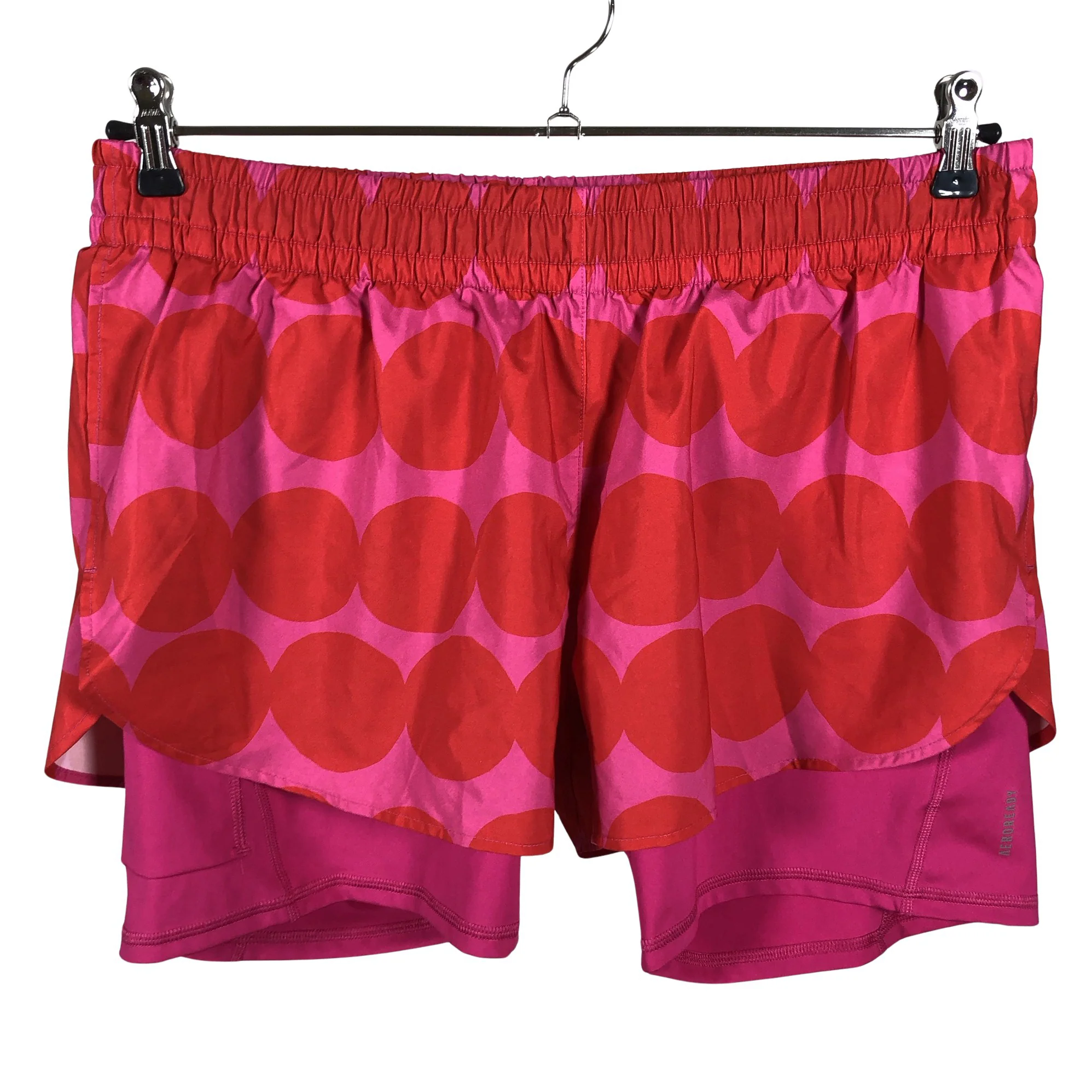 Urheilushortsit, koko 40