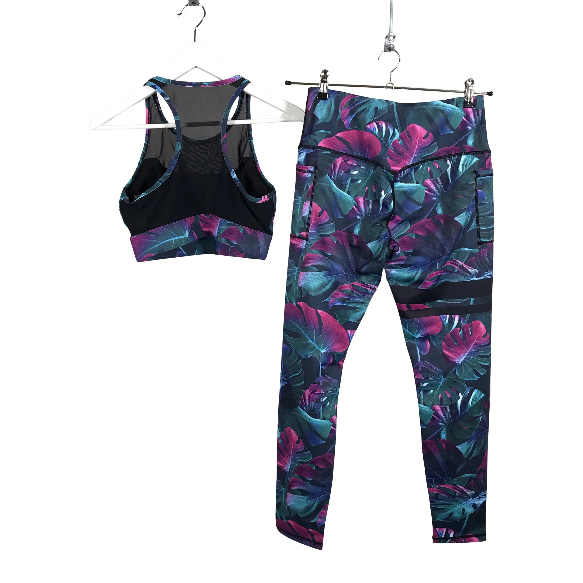 Urheiluasu, koko 40 - Image 2