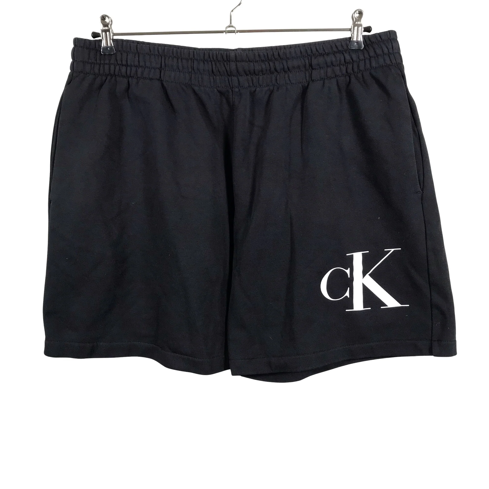 Collegeshortsit, koko XL
