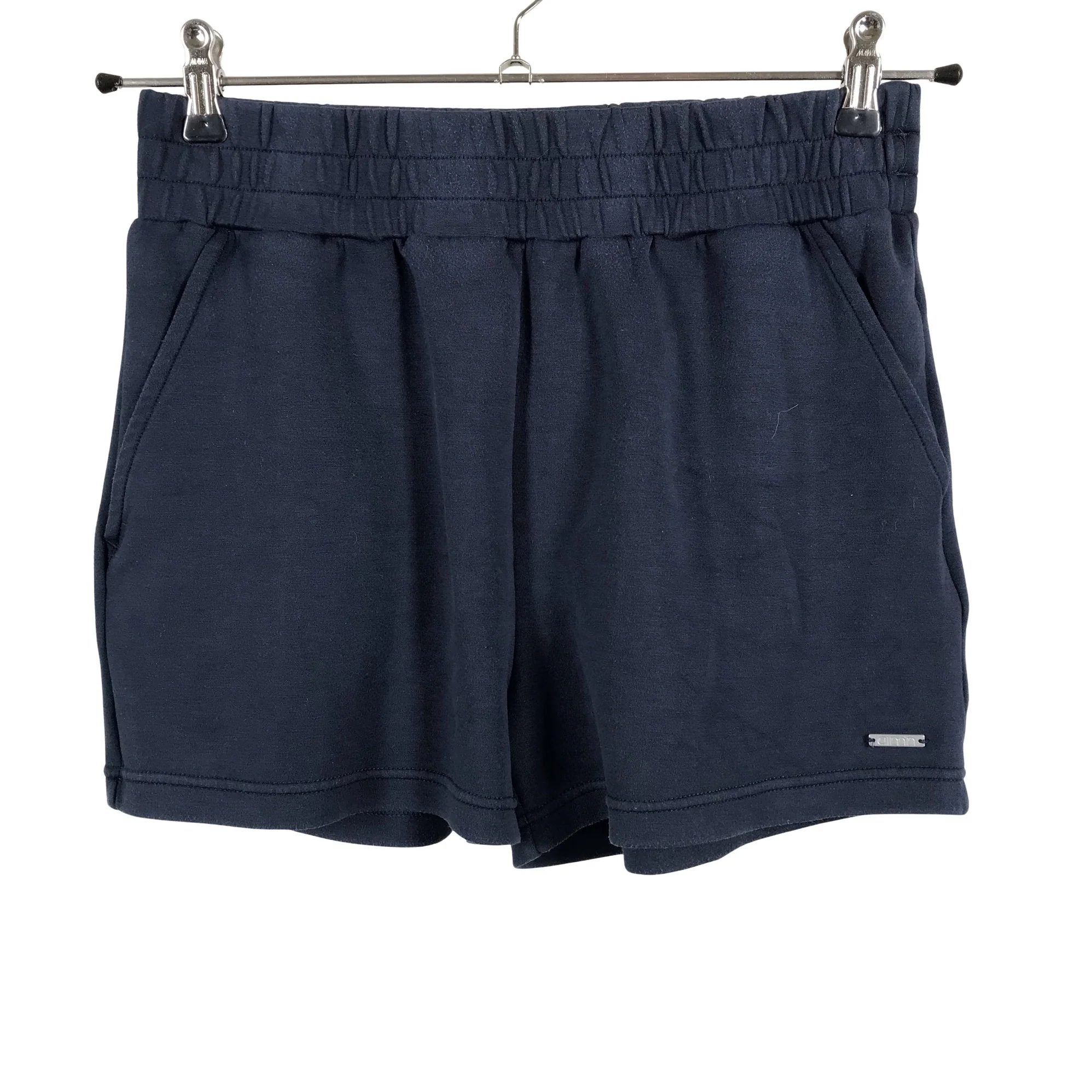 Collegeshortsit, koko 36