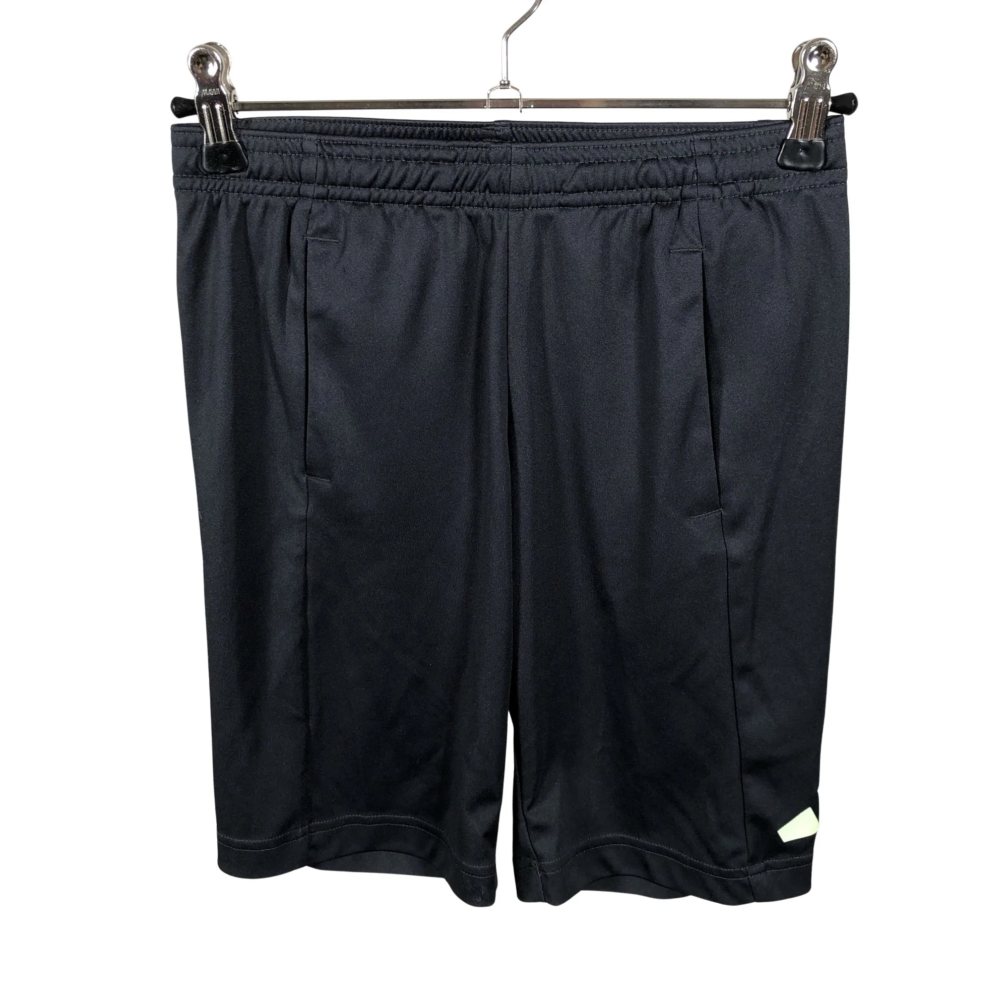 Urheilushortsit, koko 134 - 140