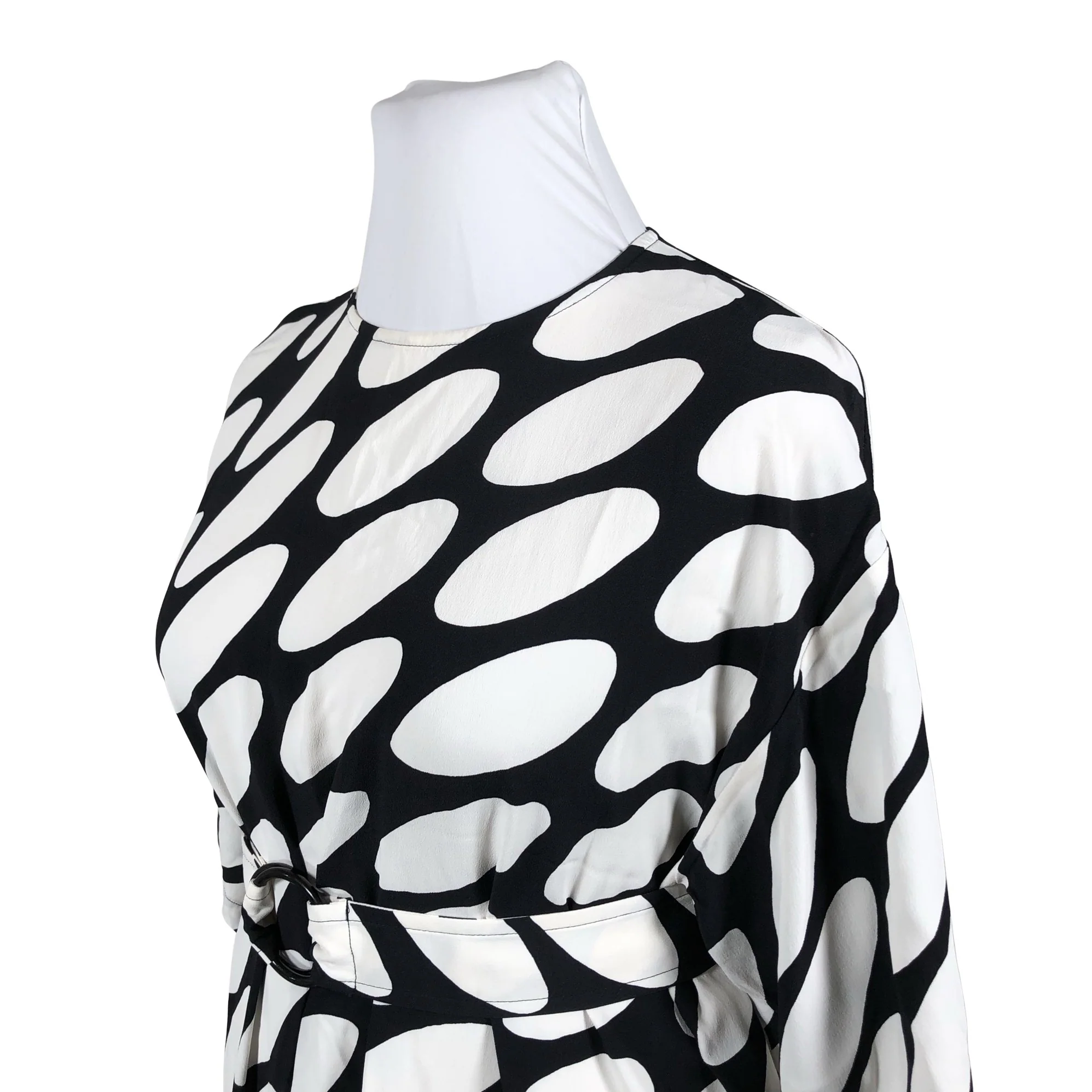 Sifonkimekko, koko 42 - Image 2