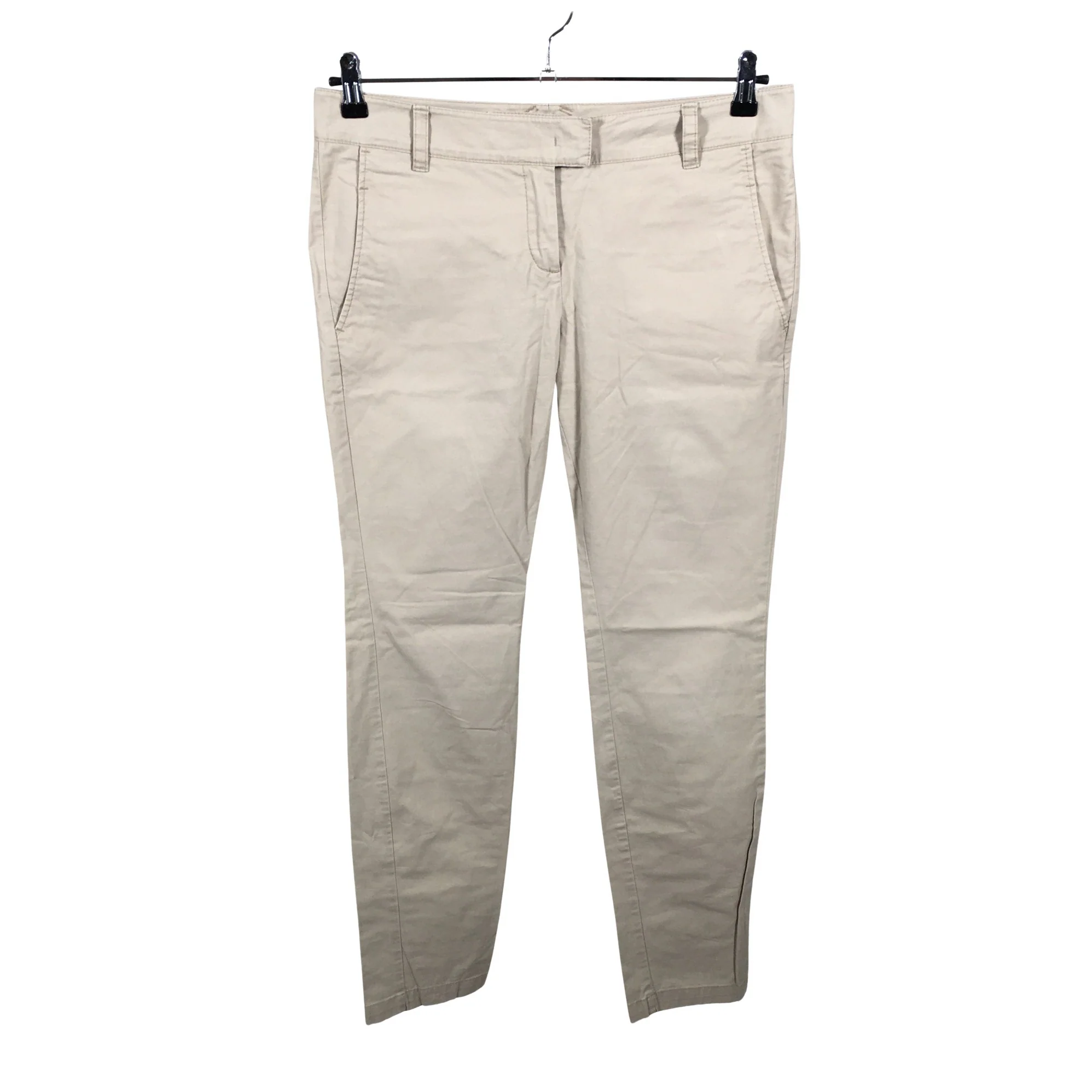 Chinot, koko 38